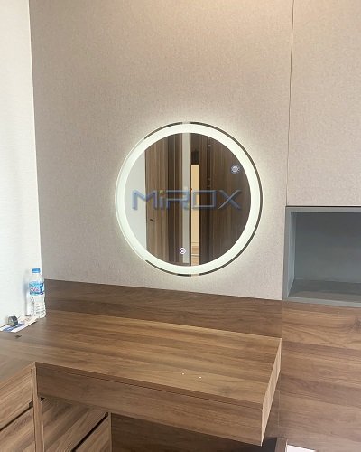Gương tròn đèn led cảm ứng bàn trang điểm D60 cm