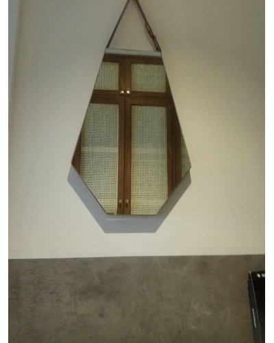 Gương trang điểm treo dây lục giác 55 x 75 cm
